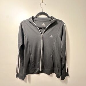 💸 Black Adidas Sweater